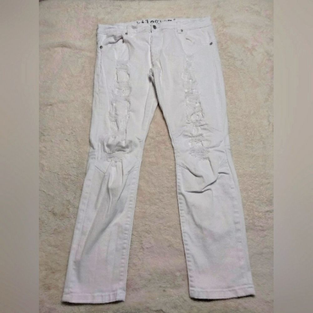 Kilogram Distressed Fitted Jeans - Picture 2 of 5